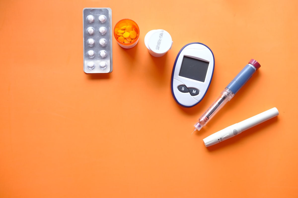 Blood sugar monitoring expert nutritionist guidance